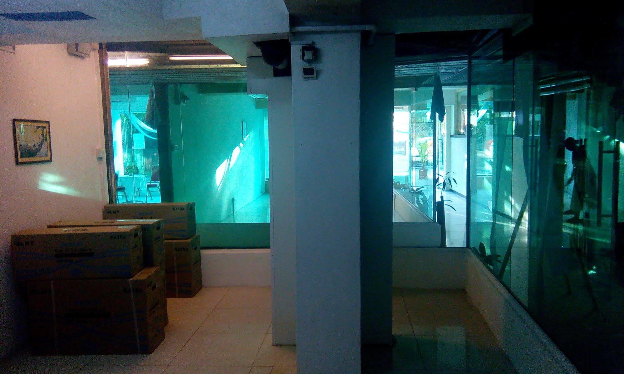 Hypertek Hotel Grand Baie Exterior foto